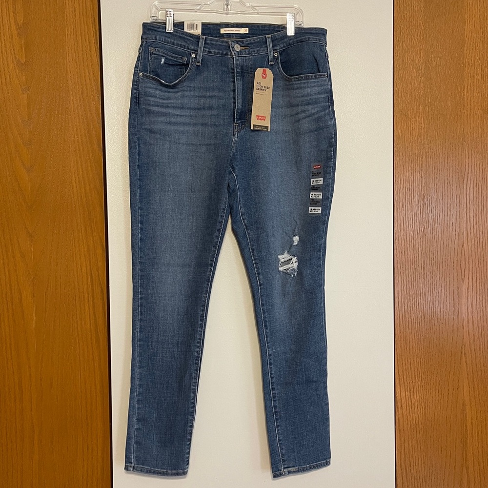 Levi’s 721 High Rise Skinny Jeans